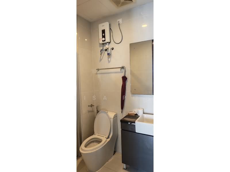 Condominium for Rent at Royal Strand @ Country Garden Danga Bay - Lisa Pon - Bathroom - PropertyGuru.com.my