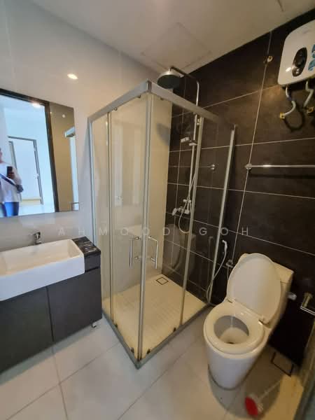 Condominium for Rent at Amberside @ Country Garden Danga Bay - AhMood Goh - Bathroom - PropertyGuru.com.my