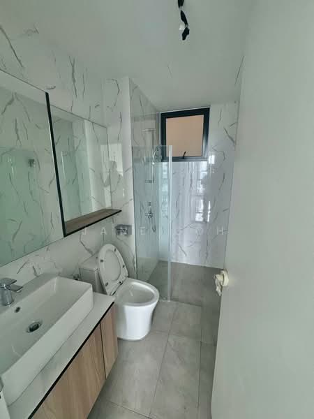 Pangsapuri untuk Disewa di Savana @ Batu Kawan - Jane Goh - Bathroom - PropertyGuru.com.my