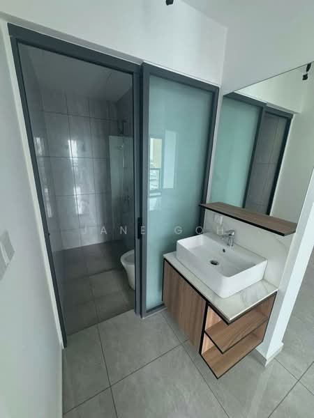 Pangsapuri untuk Disewa di Savana @ Batu Kawan - Jane Goh - Bathroom - PropertyGuru.com.my