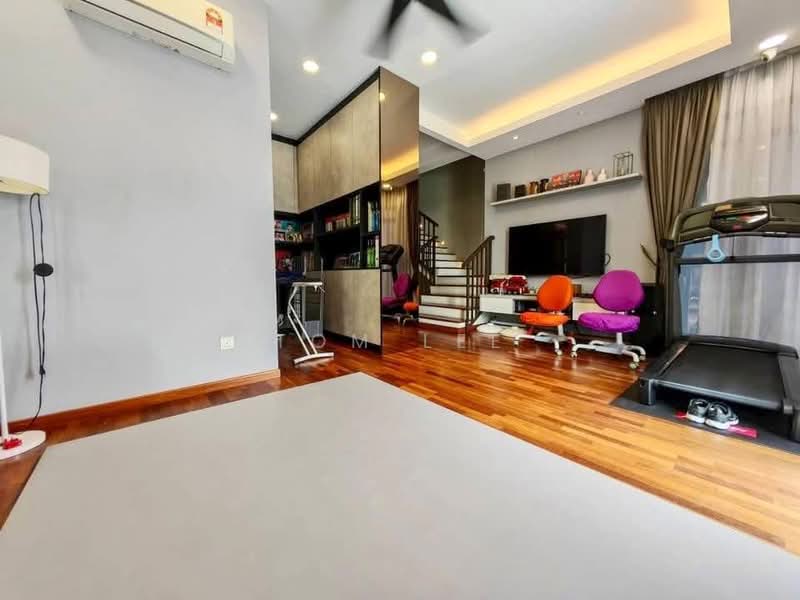 Cluster House for Sale in Bandar Setia Alam (Kapar) - Tom Lee - Living Room - PropertyGuru.com.my