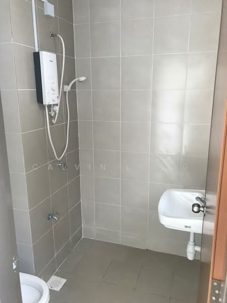 Servis Apartment untuk Dijual di Suria Putra - Calvin Leong - Bathroom - PropertyGuru.com.my