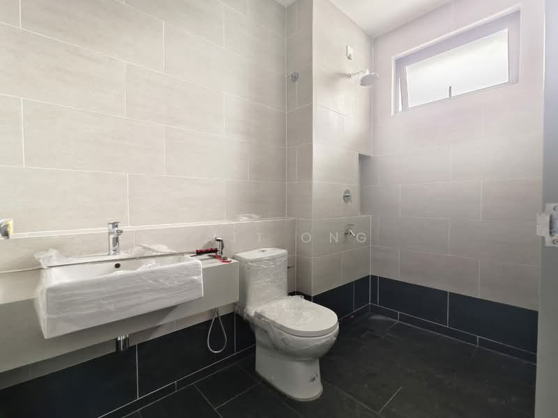 2-storey Terraced House for Rent in Shah Alam (Selangor) - Matt Ong - Bathroom - PropertyGuru.com.my