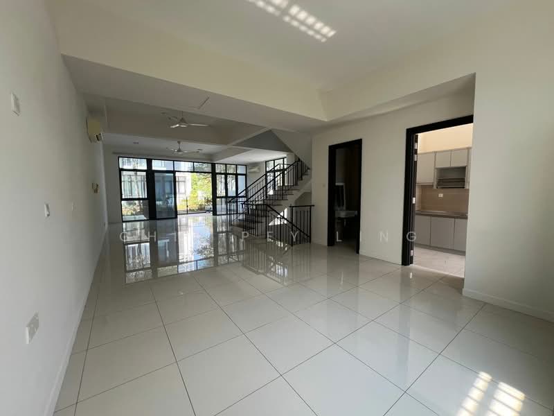 Zero-Lot Bungalow for Sale in Ampang (Kuala Lumpur) - Chin Pey Ling - Living Room - PropertyGuru.com.my