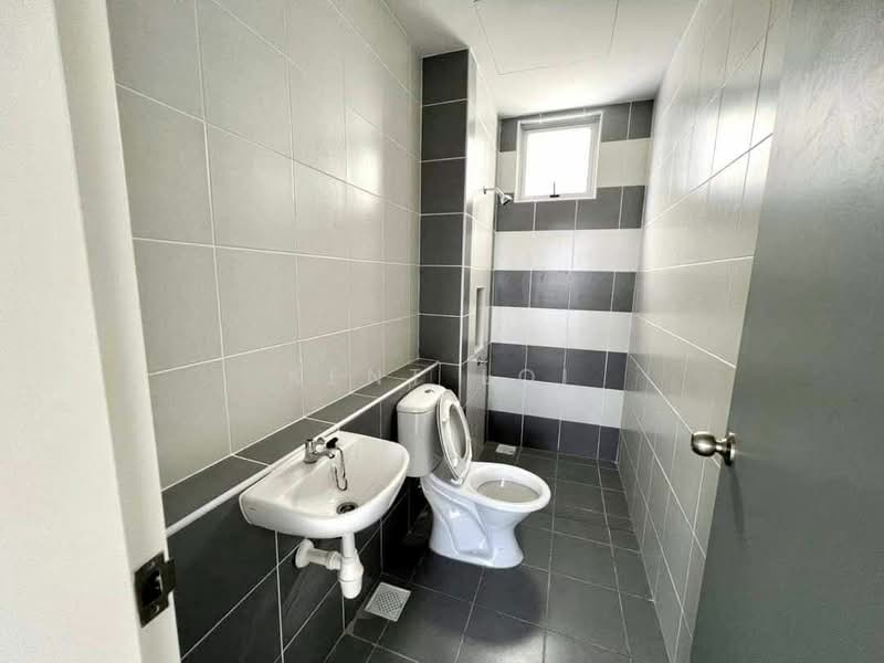 Apartment for Sale at Camellia Residence - Kent Loi - Bathroom - PropertyGuru.com.my