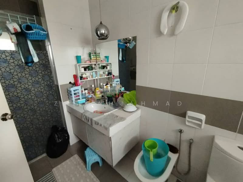 Terraced House for Sale in Shah Alam (Selangor) - Zaidah Ahmad - Bathroom - PropertyGuru.com.my
