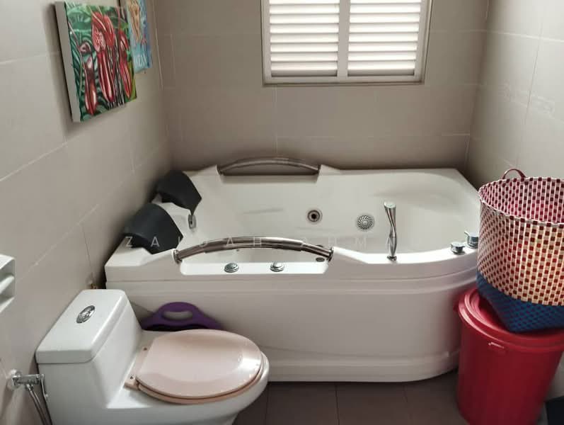 Terraced House for Sale in Shah Alam (Selangor) - Zaidah Ahmad - Bathroom - PropertyGuru.com.my