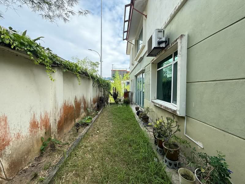 2.5-storey Terraced House for Sale in Ampang (Selangor) - Mohammad Azizi - Exterior - PropertyGuru.com.my