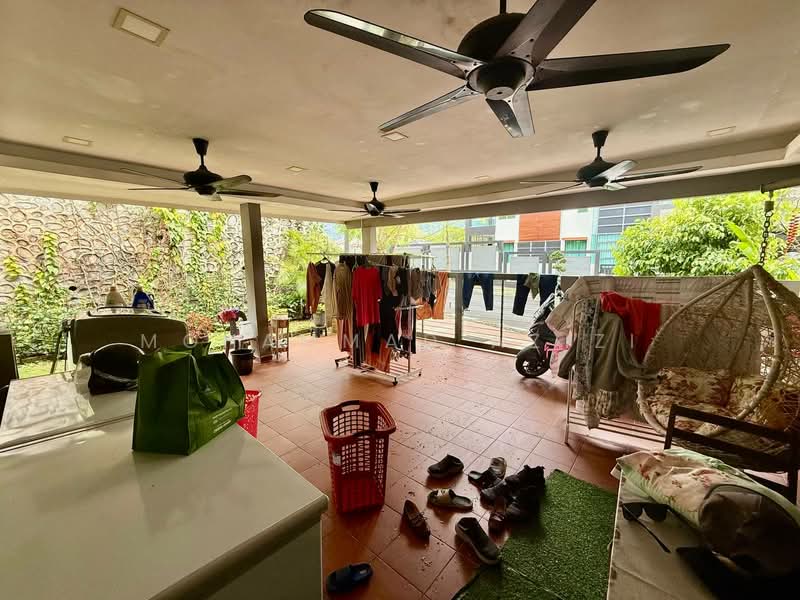 2.5-storey Terraced House for Sale in Ampang (Selangor) - Mohammad Azizi - Balcony - PropertyGuru.com.my