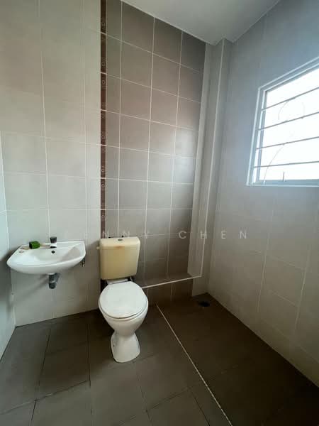 Rumah Teres 2 Tingkat untuk Disewa di Seri Palma (Simpang Pulai) - PENNY CHEN - Bathroom - PropertyGuru.com.my