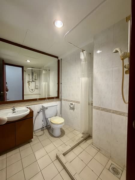Kondominium untuk Disewa di Almaspuri - Kate Lim - Bathroom - PropertyGuru.com.my