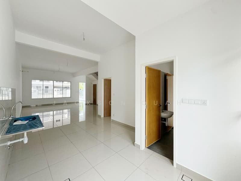 2-storey Terraced House for Rent in Skudai (Johor) - Jackson Quah - Living Room - PropertyGuru.com.my