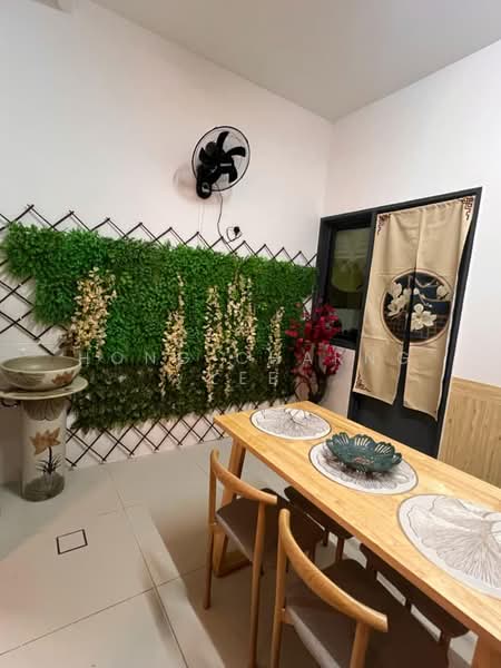 Servis Apartment untuk Disewa di Marina Residence - Hong Charng Lee - Dining Room - PropertyGuru.com.my