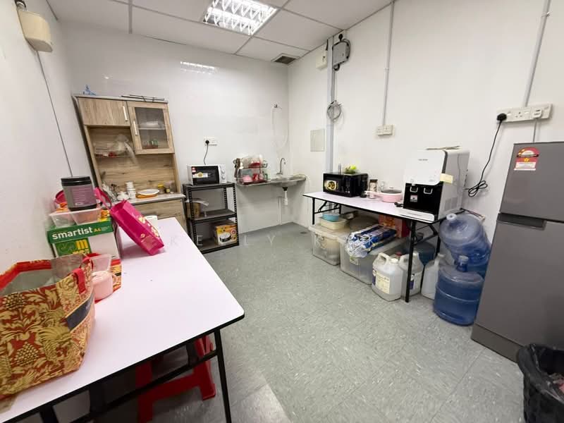 Kilang untuk Dijual di Rawang (Selangor) - Kelly Kok - Kitchen - PropertyGuru.com.my