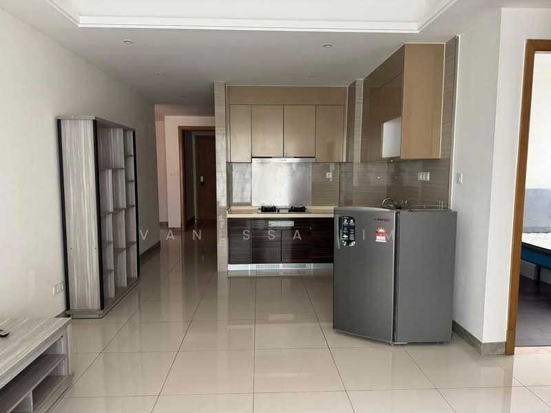 Service Residence for Sale at R&F Princess Cove Phase 1 - Vanessa Lim - Kitchen - PropertyGuru.com.my