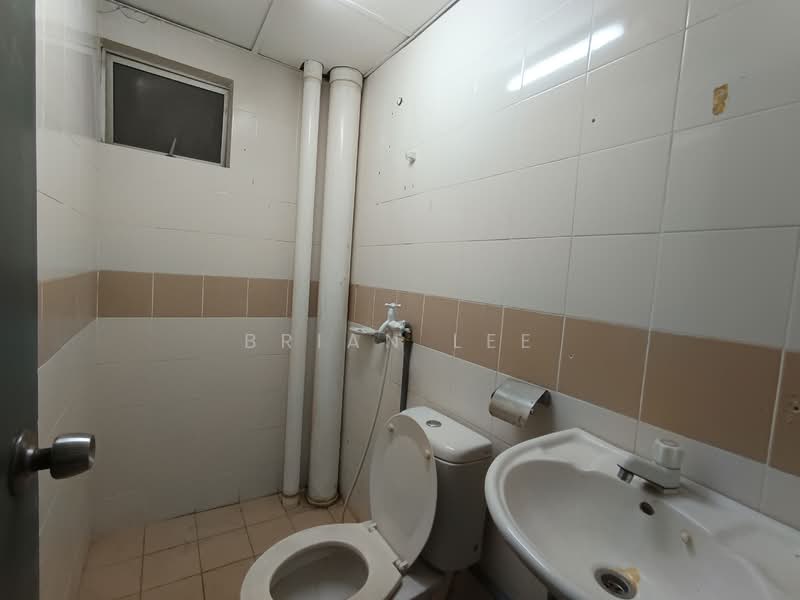 Kondominium untuk Dijual di Puncak Banyan - Brian Lee - Bathroom - PropertyGuru.com.my