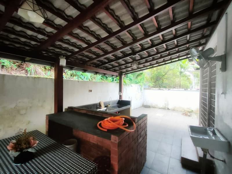 Rumah Banglo untuk Dijual di Seksyen 9 (Shah Alam) - Nurain . - Exterior - PropertyGuru.com.my