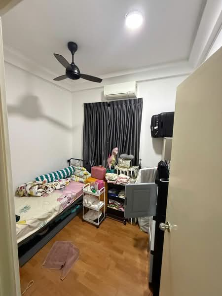 Service Residence for Sale at The Platino Serviced Apartment - Marvin Lim - Bedroom - PropertyGuru.com.my
