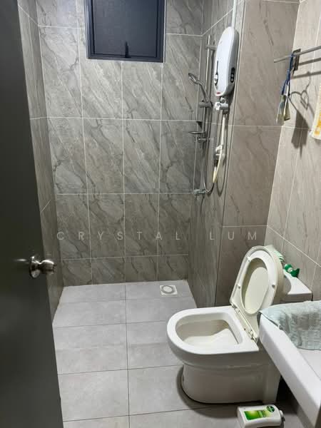 Kondominium untuk Disewa di The Herz - Crystal Lum - Bathroom - PropertyGuru.com.my