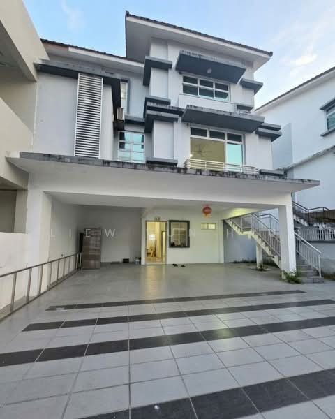 Semi-Detached House for Sale in Skudai (Johor) - Liew Vun Hau - Exterior - PropertyGuru.com.my