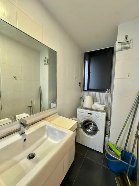 Service Residence for Rent at V@SUMMERPLACE - Jessy Koh - Bathroom - PropertyGuru.com.my
