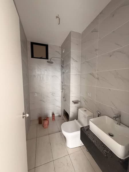 Servis Apartment untuk Dijual di Space Residency - Alen Tan - Bathroom - PropertyGuru.com.my
