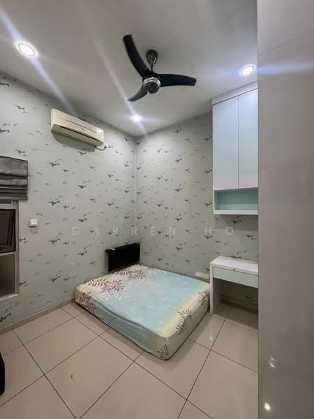 2.5-storey Terraced House for Sale in Bandar Seri Alam (Masai) - Darren Ho - Bedroom - PropertyGuru.com.my