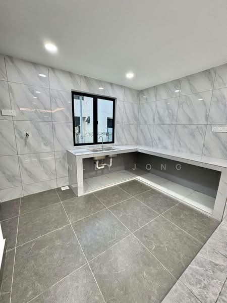 Rumah Teres 2 Tingkat untuk Dijual di Bandar Baru Permas Jaya (Permas Jaya) - Janlly Jong - Kitchen - PropertyGuru.com.my