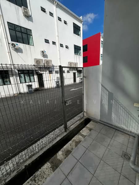 Rumah Teres 2 Tingkat untuk Disewa di Setia Tropika (Johor Bahru) - Kalai Selvan - Exterior - PropertyGuru.com.my