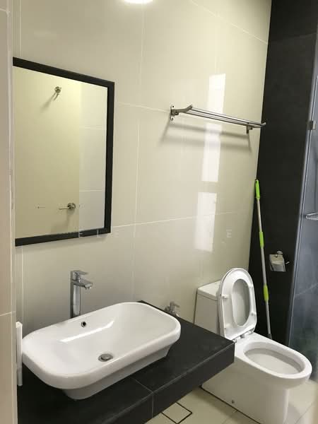 Servis Apartment untuk Disewa di Eco Nest - Elena Lye - Bathroom - PropertyGuru.com.my