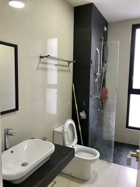 Servis Apartment untuk Disewa di Eco Nest - Elena Lye - Bathroom - PropertyGuru.com.my