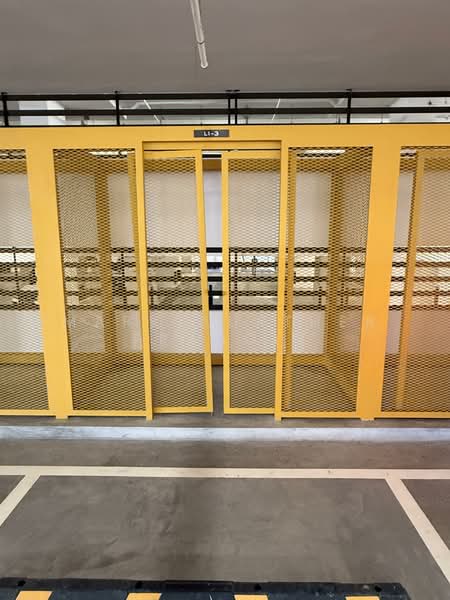 Servis Apartment untuk Disewa di Jendela Residences - Mark Aurther Francis - Car Park - PropertyGuru.com.my