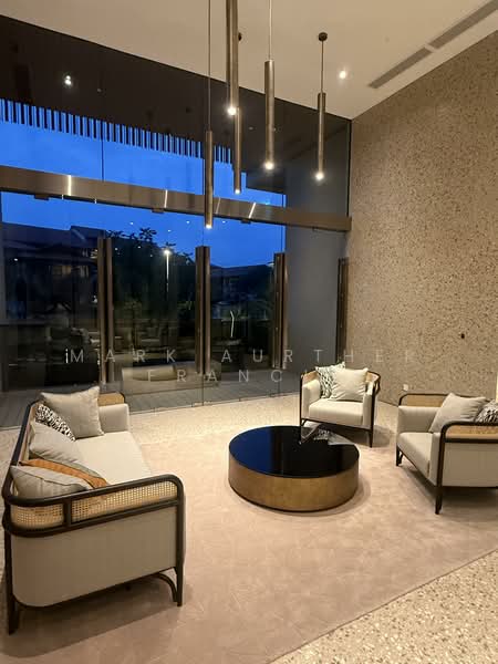 Servis Apartment untuk Disewa di Jendela Residences - Mark Aurther Francis - Lobby - PropertyGuru.com.my