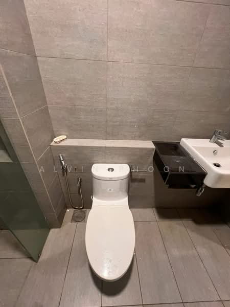 Servis Apartment untuk Disewa di The Pano - Alvin Phoon - Bathroom - PropertyGuru.com.my