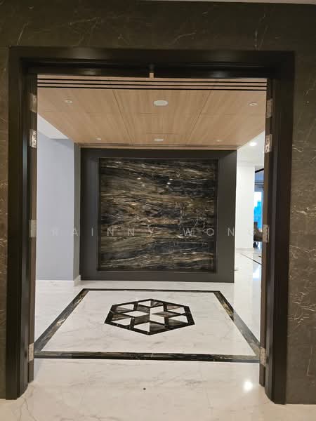 Kondominium untuk Dijual di One Tanjong Condominium - Rainny Wong - Entrance - PropertyGuru.com.my