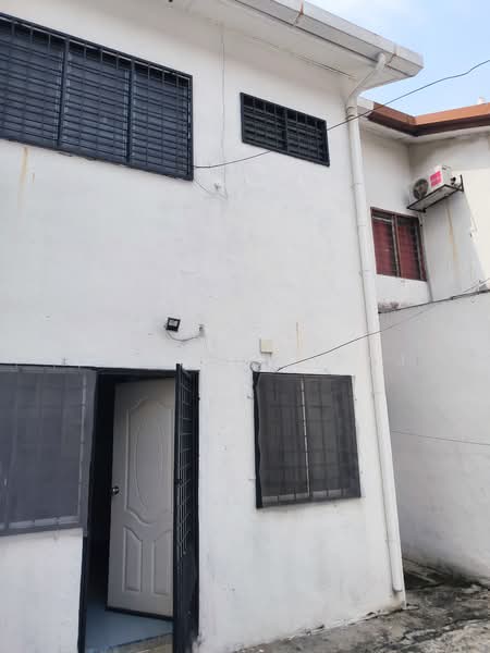 Rumah Teres 2 Tingkat untuk Dijual di Usj 1 (Subang Jaya) - P Utahma Raj - Exterior - PropertyGuru.com.my