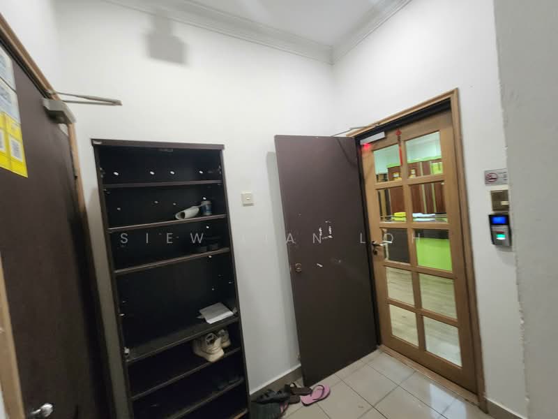 Office for Rent in Petaling Jaya (Selangor) - Siew Lian Loh - Entrance - PropertyGuru.com.my