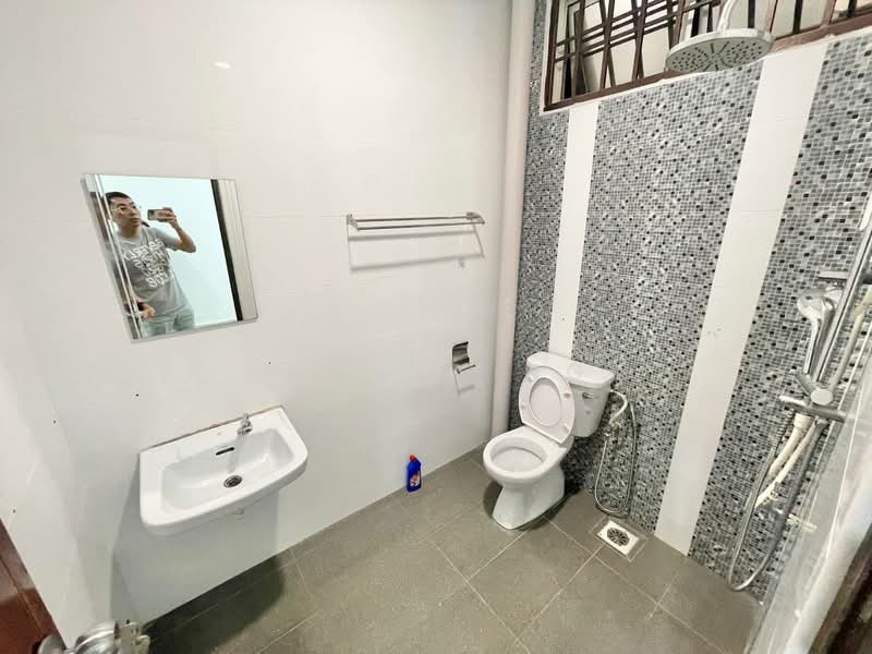 2-storey Terraced House for Rent in Taman Nusa Indah (Iskandar Puteri (Nusajaya)) - Stella Ng - Bathroom - PropertyGuru.com.my