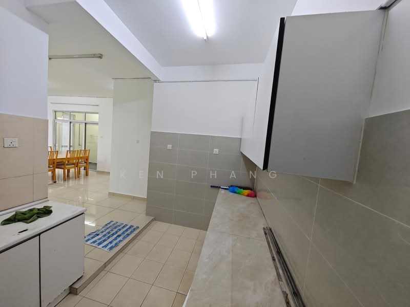 Kondominium untuk Disewa di Sky Vista Residency - Ken Phang - Kitchen - PropertyGuru.com.my