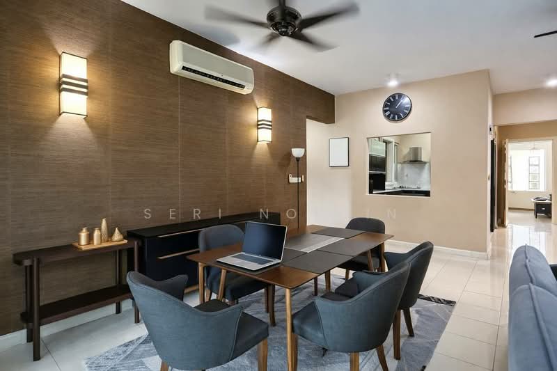 Kondominium untuk Dijual di Surian Residences - Seri Nordin - Dining Room - PropertyGuru.com.my