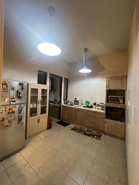 Rumah Teres untuk Dijual di Bukit Jelutong (Shah Alam) - Ahamadi Sabir - Kitchen - PropertyGuru.com.my