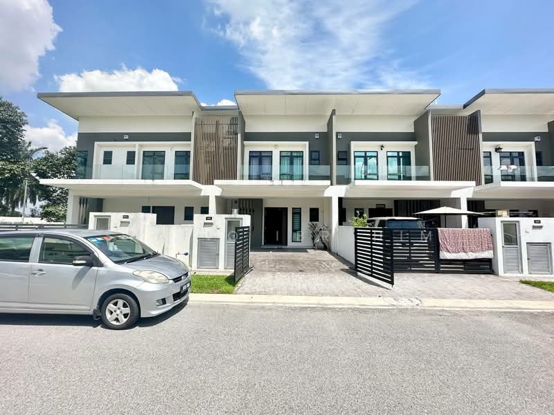 Rumah Teres untuk Dijual di Kajang (Selangor) - Shafiq Ibrahim - Exterior - PropertyGuru.com.my