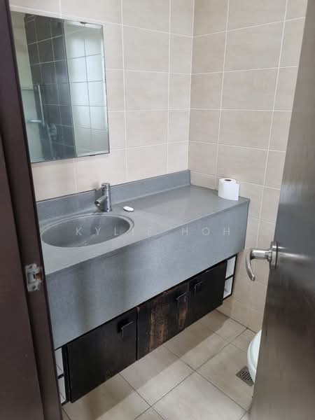 Kondominium untuk Disewa di Shaftsbury Residence - Kylie Hoh - Bathroom - PropertyGuru.com.my