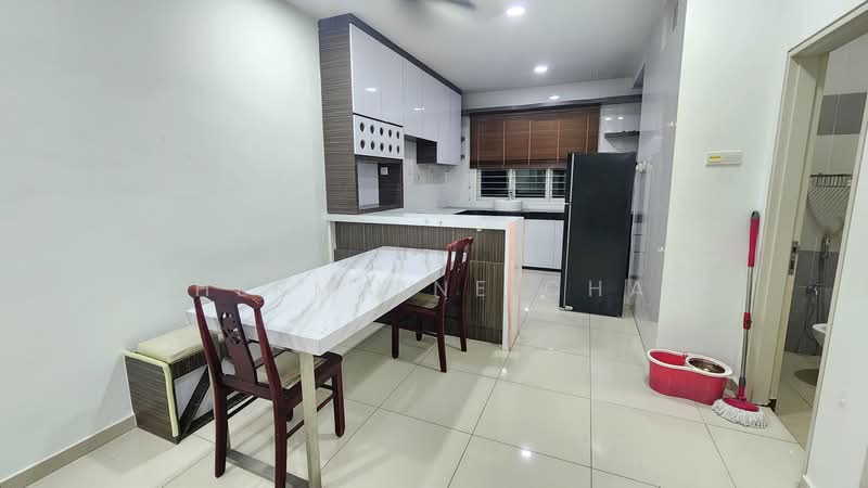 Rumah Teres 3 Tingkat untuk Disewa di Puchong (Selangor) - Shermaine Chan - Kitchen - PropertyGuru.com.my