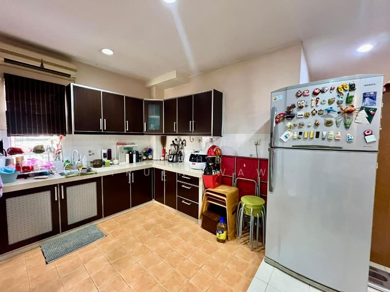 2-storey Terraced House for Sale in Setia Impian (Setia Alam) - Muhd Khairulnawawi Kamaruddin - Kitchen - PropertyGuru.com.my