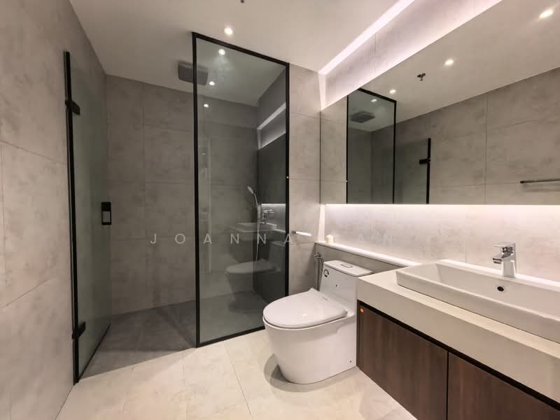 Servis Apartment untuk Dijual di Golden Crown Residence - Joanna Tan - Bathroom - PropertyGuru.com.my