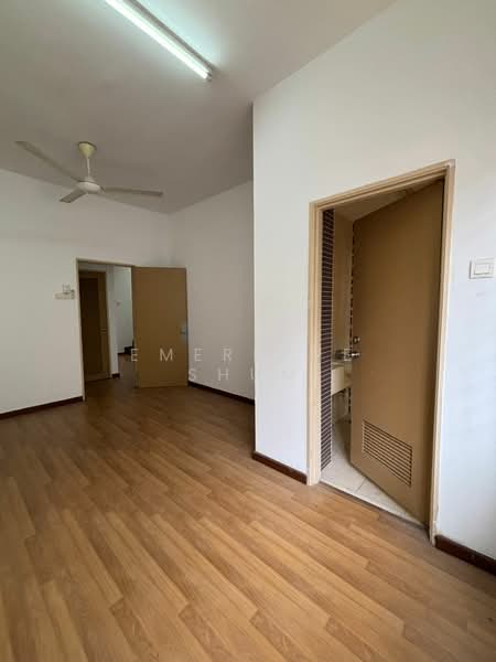 3-storey Terraced House for Sale in Mutiara Bukit Jalil (Bukit Jalil) - Emerlyne Shum - Interior - PropertyGuru.com.my