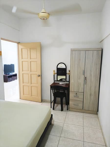 Rumah Flat untuk Disewa di Lavender Park - Jerry Tan - Bedroom - PropertyGuru.com.my
