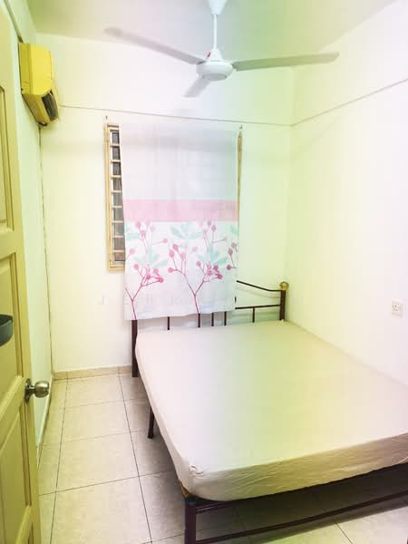 Rumah Flat untuk Disewa di Lavender Park - Jerry Tan - Bedroom - PropertyGuru.com.my