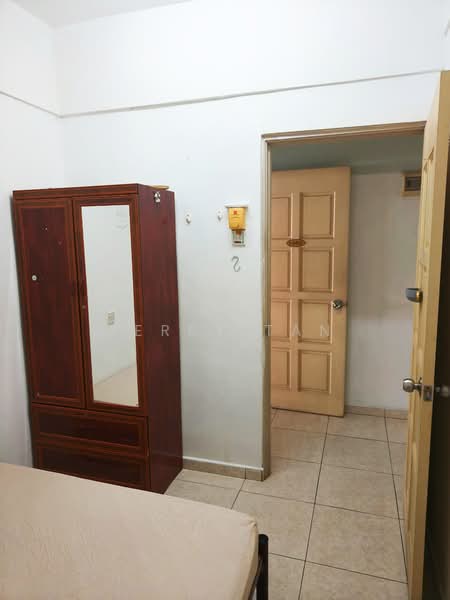 Rumah Flat untuk Disewa di Lavender Park - Jerry Tan - Bedroom - PropertyGuru.com.my